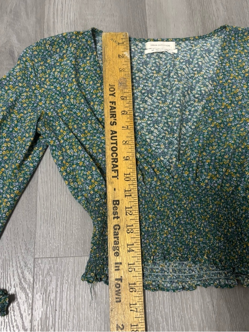 Cottagecore Floral Smocked Crop Blouse Green Boho V-Neck Long Sleeve Top Small - Picture 7 of 9